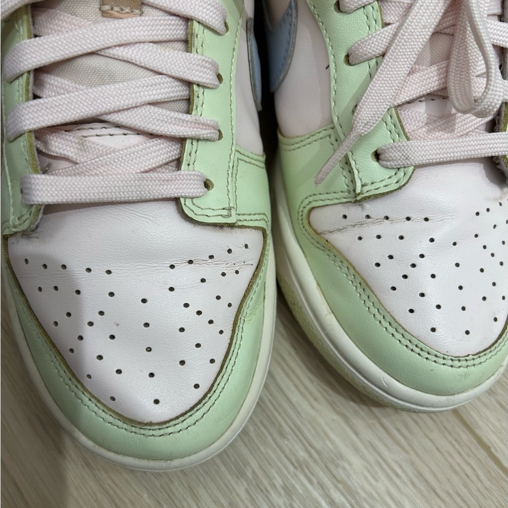 Nike Women’s Low Top Sneakers in Mint Green, Light Pink & Lavender - Picture 8 of 8